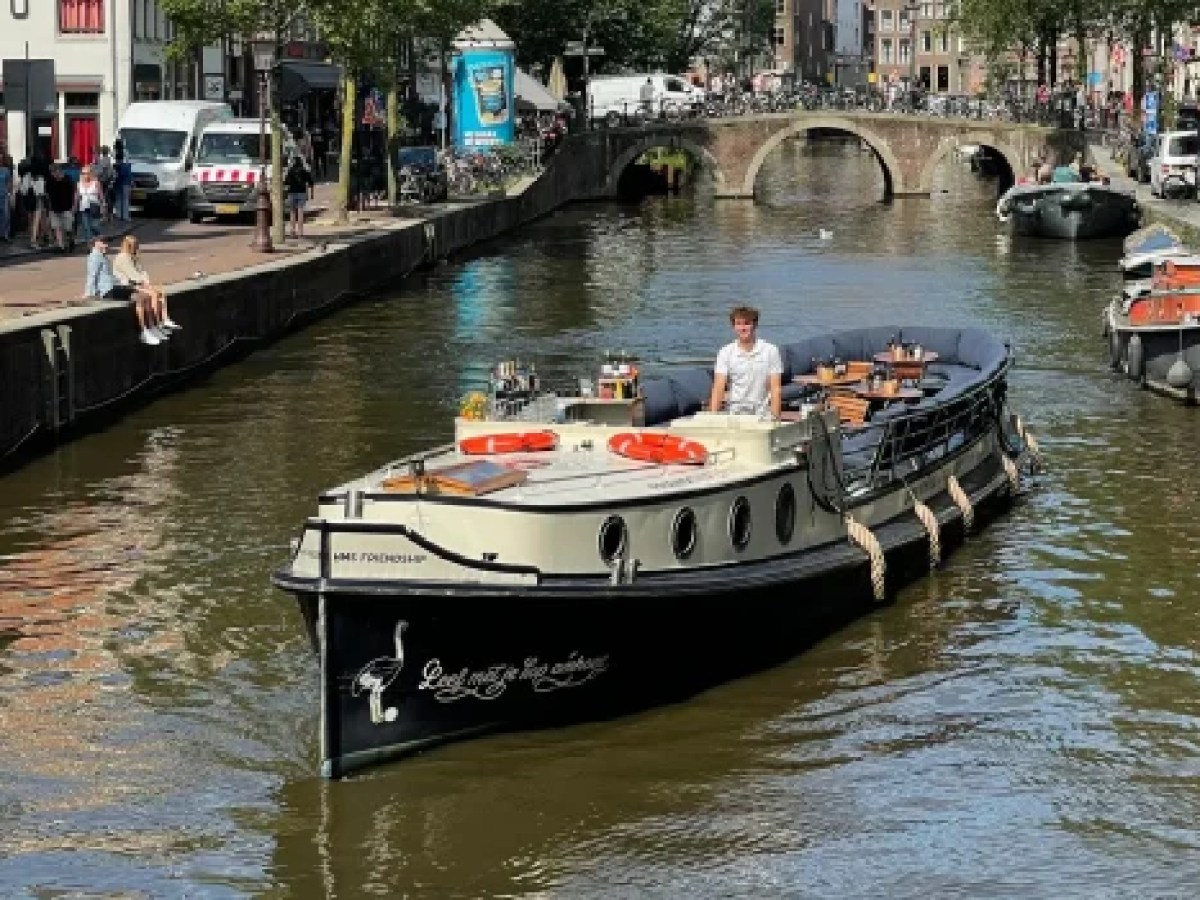 a small boat in a body of water